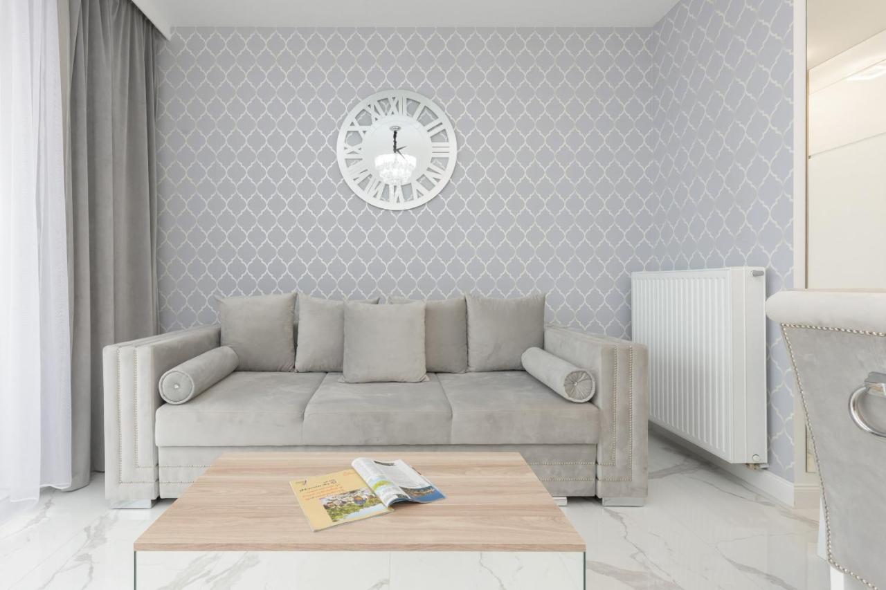 Cosy Apartment On Wola Goleszowska By Noclegi Renters Βαρσοβία Εξωτερικό φωτογραφία